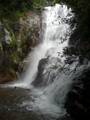Madrugada waterfall